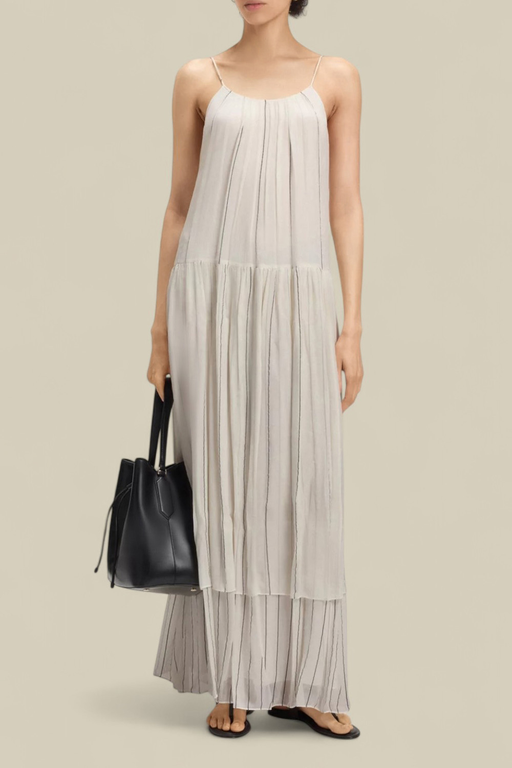 תמונת כל הלוק של שמלת מקסי